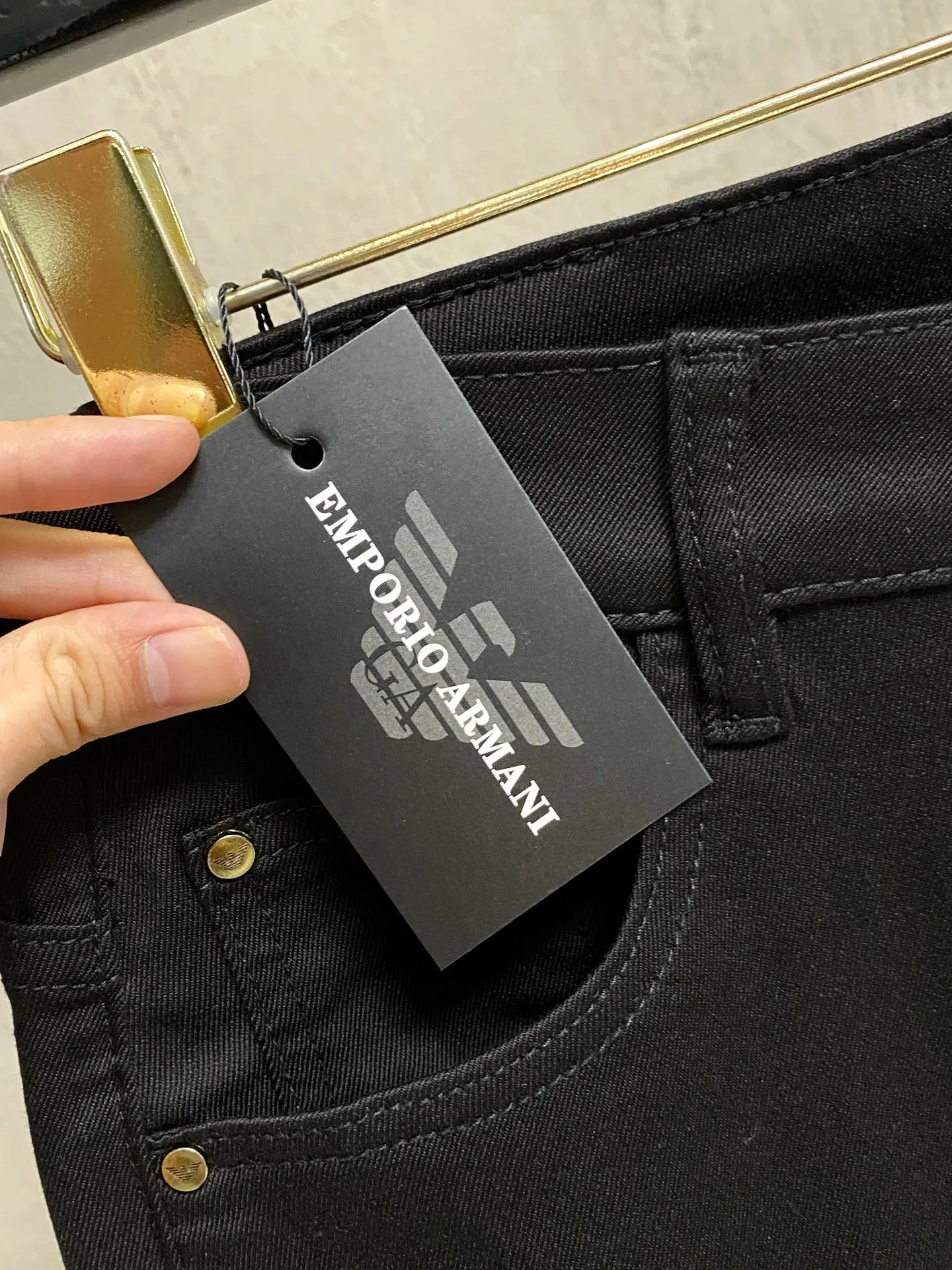 Armani 2026 ！ ， ， ！ ， ， Breathable ， logo ， 。 ， ！ 。Sizes：28-36 35